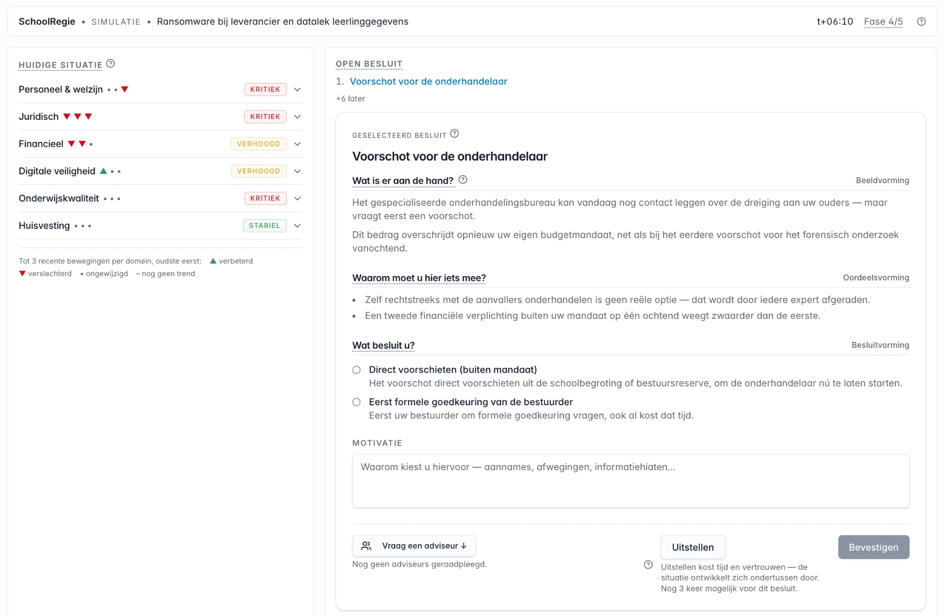 Schermafdruk van een lopende SchoolRegie-crisissimulatie met domeinstatus en een open besluit